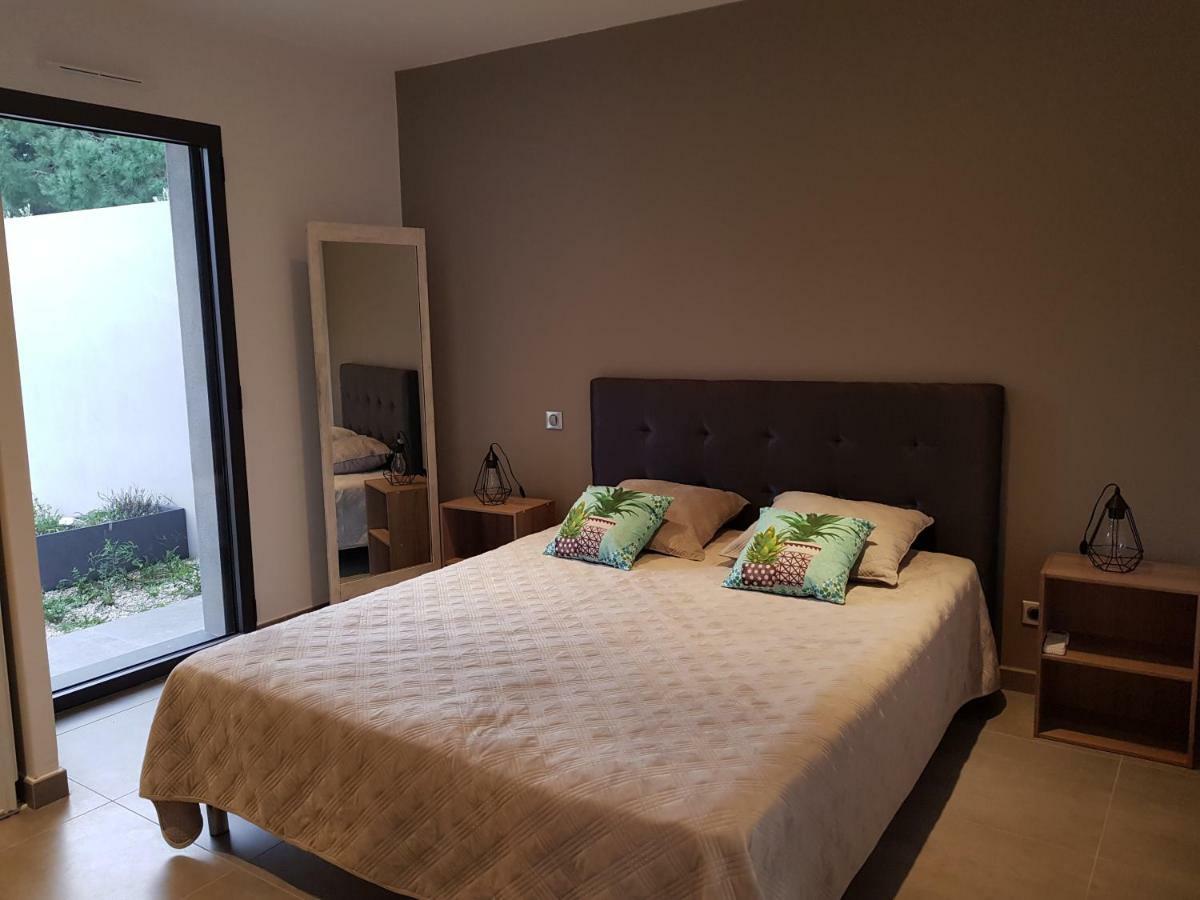 Villa Makele Calvi  Eksteriør bilde
